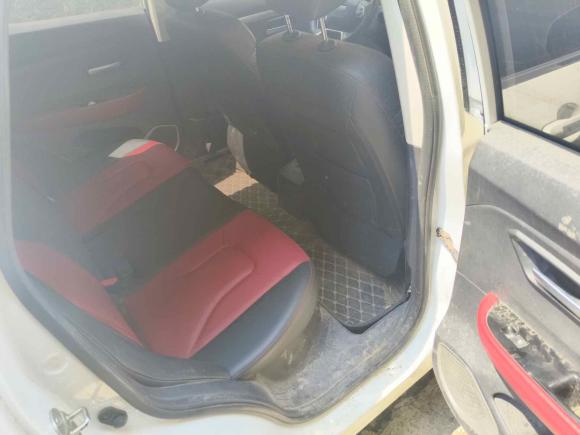 [济南·鲁A] 二手哈弗哈弗H2s2018款 1.5T 手动风尚型