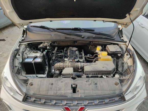 [台州·浙J] 二手五菱汽车五菱宏光S32018款 1.5L 手动豪华型 国V