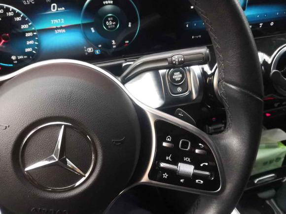 [北京·京N] 二手奔驰奔驰GLB2020款 GLB 180 动感型