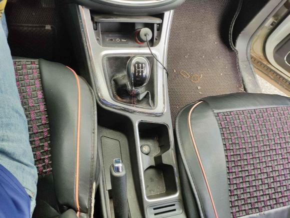 [义乌·浙G] 二手宝骏宝骏5602015款 1.8L 手动豪华型