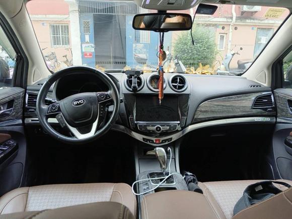 [苏州·苏E] 二手比亚迪比亚迪S72017款 2.0T 自动尊贵型