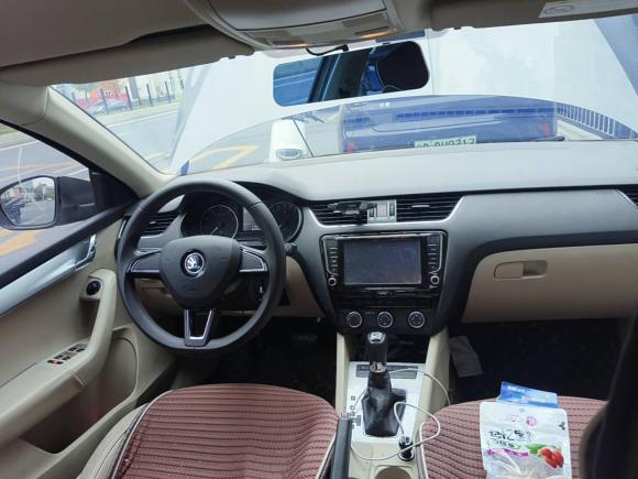 [广州·闽D] 二手斯柯达明锐2016款 1.6L 自动创行版