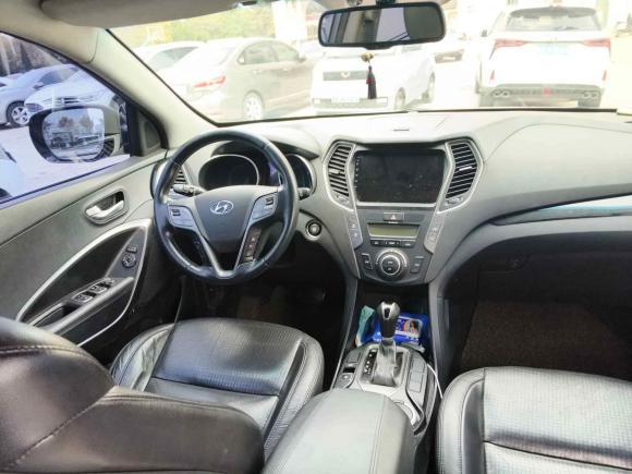 [青岛·鲁U] 二手现代胜达2013款 2.4L 自动两驱智能型