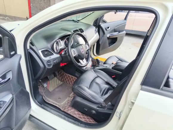 [武汉·鄂A] 二手道奇酷威2013款 2.4L 两驱尊尚版