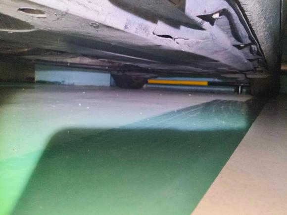 [深圳·粤B] 二手奥迪奥迪A6L2011款 2.0 TFSI 自动标准型