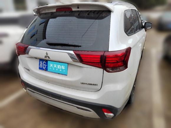 [义乌·浙G] 二手三菱欧蓝德2020款 2.0L 两驱畅享版 7座