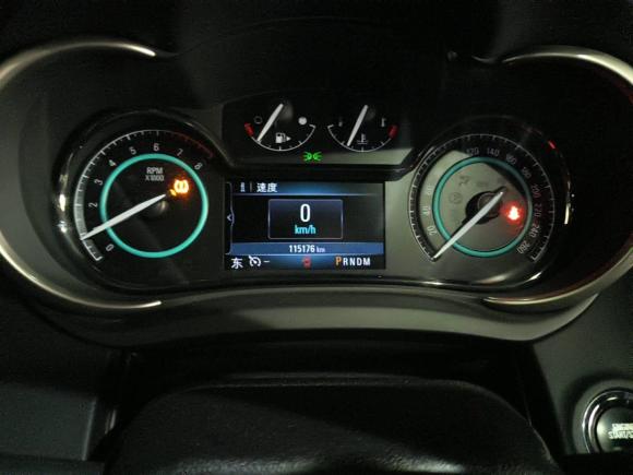 [上海·苏A] 二手别克君越2013款 2.4L SIDI精英舒适型