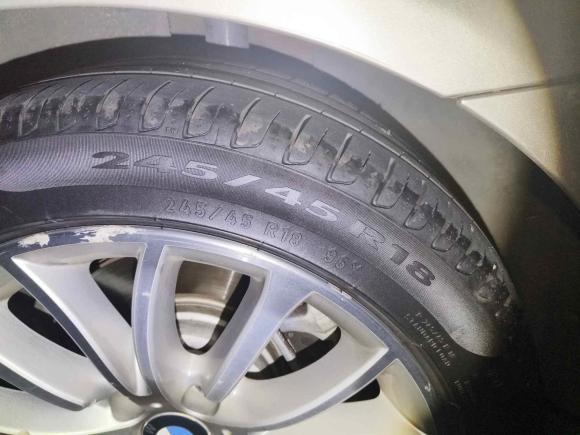 [芜湖·皖B] 二手宝马宝马5系2014款 525Li 豪华设计套装