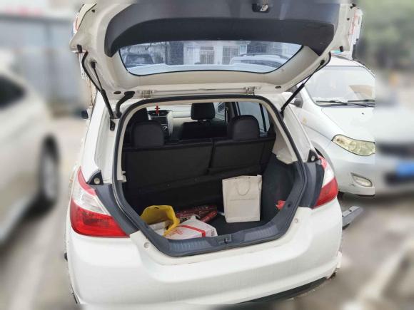 [深圳·粤G] 二手启辰启辰R502015款 1.6L 自动时尚版