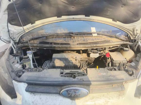 [青岛·鲁B] 二手福特全顺2017款 2.0T柴油多功能商用车短轴低顶国V