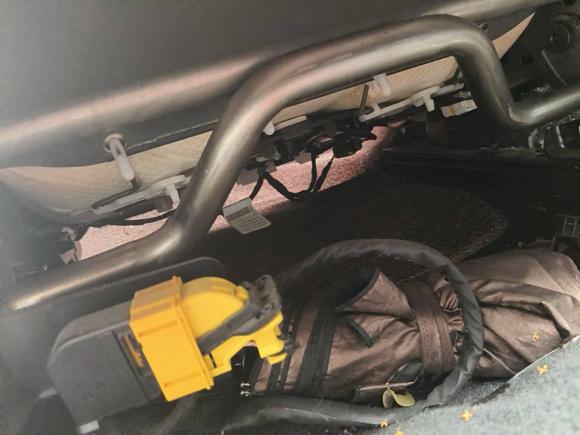 [宁波·浙B] 二手标致标致4082015款 1.2T 自动荣耀版