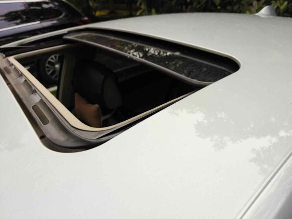 [南京·苏A] 二手斯柯达昕锐2013款 1.6L 手动智选型