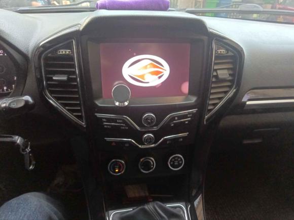 [芜湖·皖B] 二手陆风陆风X82017款 2.0T 柴油4X4豪华型