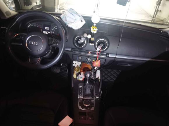 [上海·沪C] 二手奥迪奥迪A32015款 Sportback 35 TFSI 百万纪念智领型