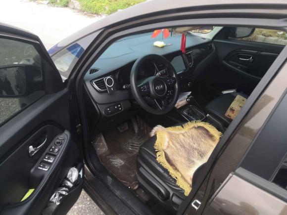 [青岛·鲁B] 二手起亚佳乐2013款 2.0L 7座自动舒适版 国V