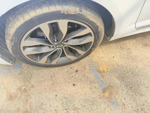 [南昌·赣A] 二手起亚起亚K52014款 2.0L 自动LUXURY