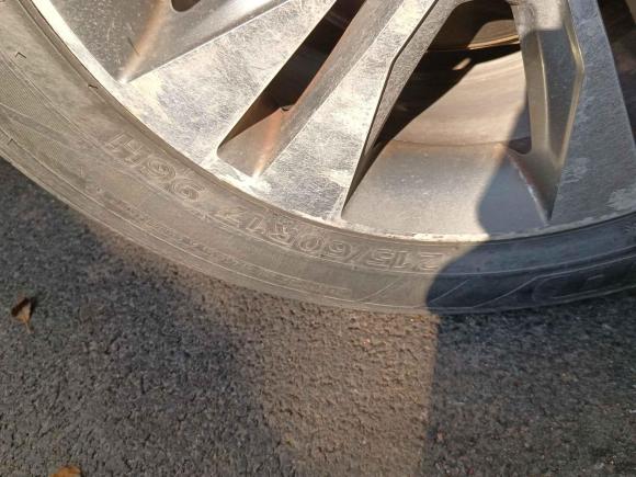 [济南·鲁A] 二手奇瑞瑞虎32014款 1.6L CVT智尚版