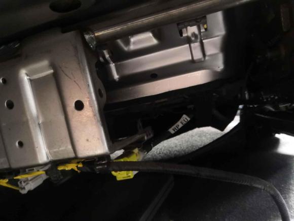 [青岛·鲁B] 二手起亚佳乐2013款 2.0L 7座自动舒适版 国V