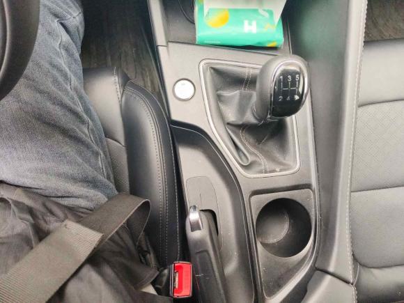 [合肥·皖A] 二手长安逸动2022款 PLUS 1.6L GDI 手动豪华型