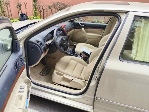 [武汉·鄂A] 二手斯柯达明锐2012款 1.4TSI 手动逸俊版