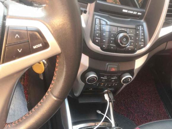 [西安·陕A] 二手长安逸动XT2013款 1.6L 手动俊酷型 国IV