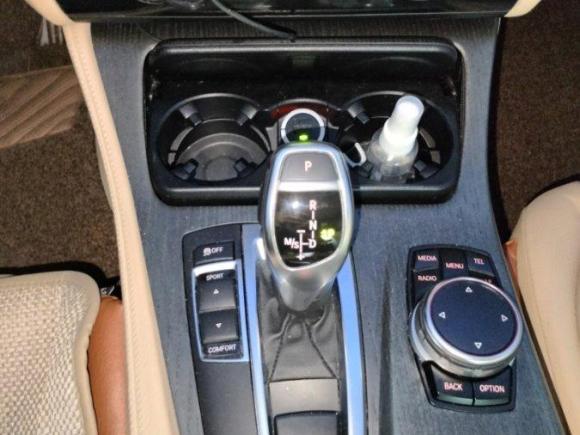 [上海·沪A] 二手宝马宝马5系2012款 523Li 领先型