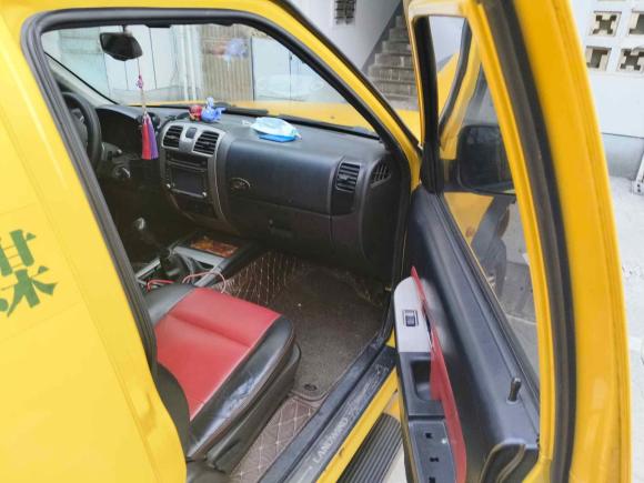 [湖州·浙A] 二手陆风陆风X92013款 2.0T 四驱柴油版