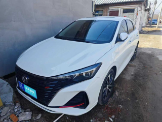 长安逸动2022款 PLUS 蓝鲸NE 1.4T GDI DCT旗舰版