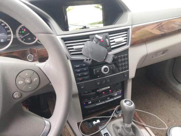 [上海·鲁D] 二手奔驰奔驰E级2011款 E 200 L CGI优雅型