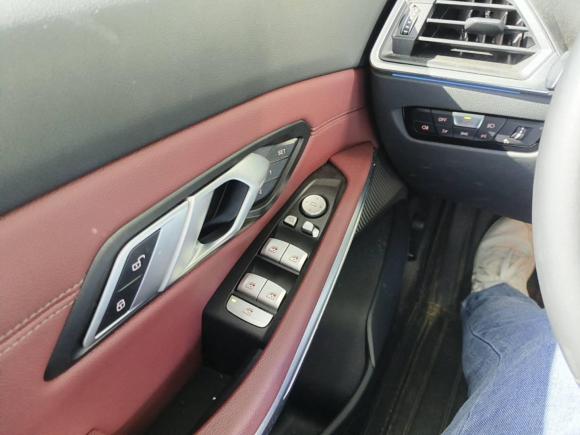 [苏州·苏E] 二手宝马宝马i32022款 eDrive 35 L