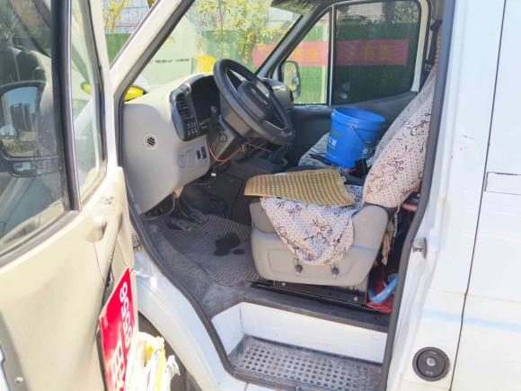 [南京·苏A] 二手江铃特顺2017款 2.8T商运型长轴中顶3座JX493