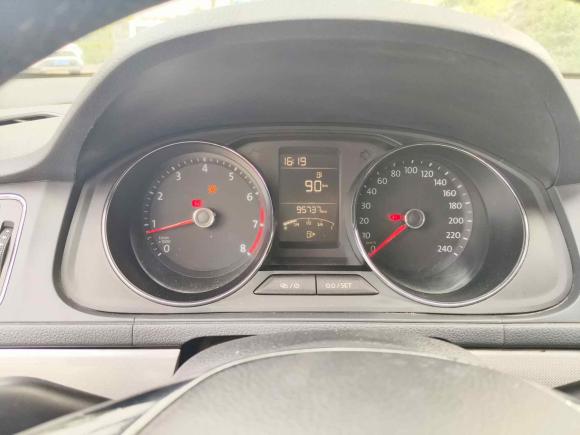 [青岛·鲁B] 二手大众朗逸2017款 1.6L 手动舒适版