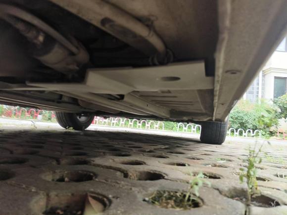 [武汉·鄂A] 二手雪铁龙世嘉2016款 经典 三厢 1.6L 手动CNG