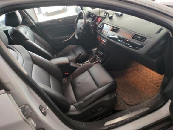 [上海·沪A] 二手雪铁龙雪铁龙C52013款 2.3L 自动尊驭型