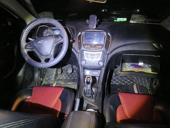 [上海·皖B] 二手奇瑞艾瑞泽52017款 1.5L 手动时尚版