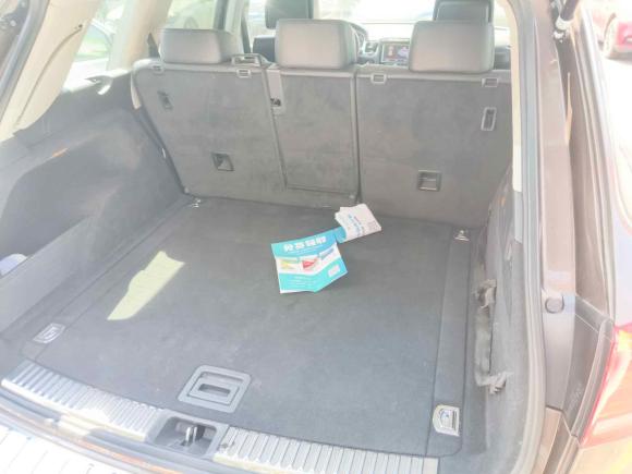 [广州·粤A] 二手大众途锐2011款 3.0TSI 舒适型