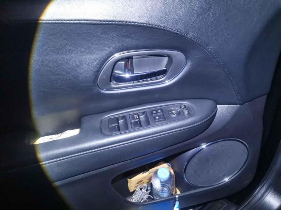 [深圳·粤B] 二手本田缤智2015款 1.8L CVT两驱豪华型