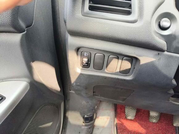 [上海·湘K] 二手三菱劲炫ASX2018款 1.6L 手动两驱时尚版