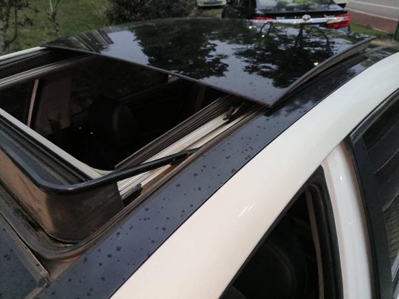 [南昌·赣A] 二手起亚起亚K42014款 1.8L 自动DLX