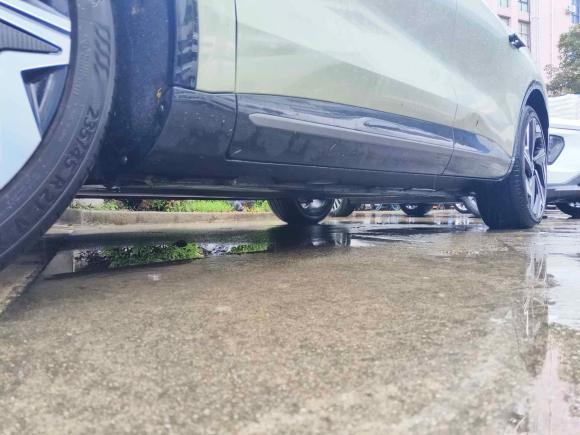 [上海·沪A] 二手飞凡汽车飞凡R72022款 旗舰高阶版