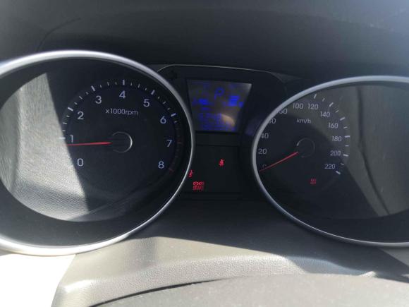 [义乌·浙G] 二手现代北京现代ix352010款 2.0L 自动两驱精英版GLS