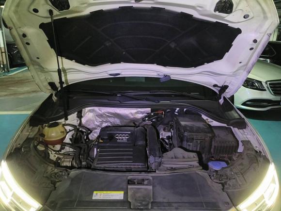 [深圳·粤B] 二手奥迪奥迪Q32018款 30周年年型 30 TFSI 时尚型