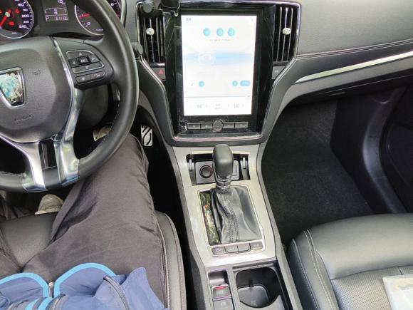 [合肥·陕C] 二手荣威荣威RX52018款 20T 两驱自动互联网智臻版