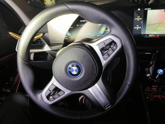 [上海·沪A] 二手宝马宝马i32022款 eDrive 35 L