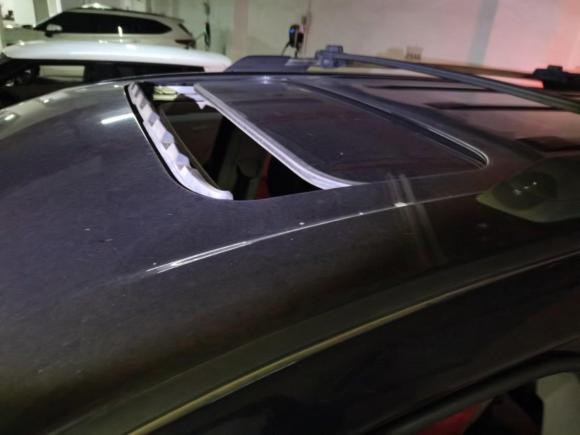 [南京·苏A] 二手道奇酷威2013款 2.4L 两驱尊尚版