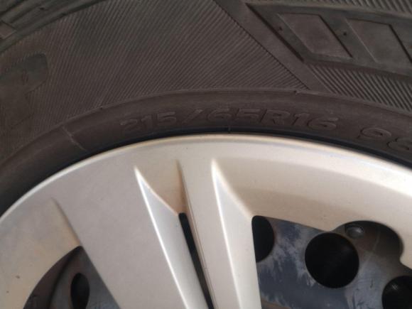 [上海·鄂J] 二手启辰启辰T702015款 1.6L 手动睿行版