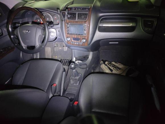 [深圳·粤B] 二手起亚狮跑2013款 2.0L 手动两驱版GLS