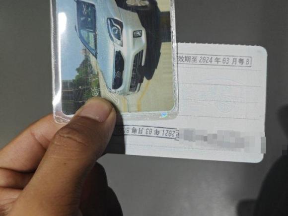 [深圳·粤B] 二手起亚狮跑2013款 2.0L 手动两驱版GLS