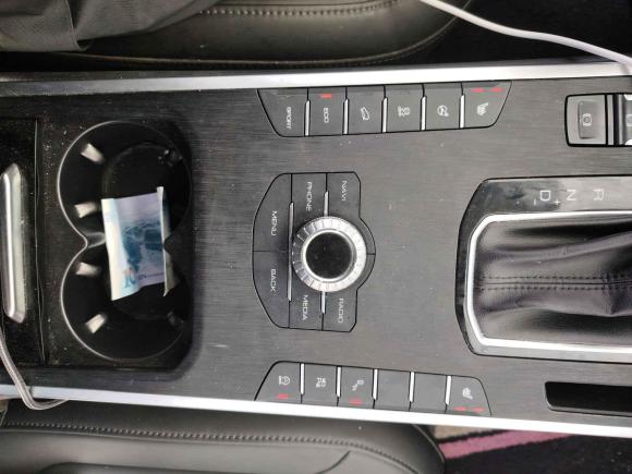 [上海·皖K] 二手魏牌魏牌 VV52017款 2.0T 超豪型