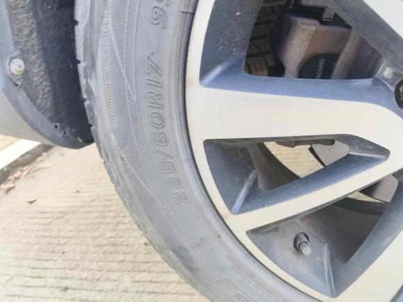 [苏州·苏E] 二手东风风光风光5802017款 1.5T 手动豪华型